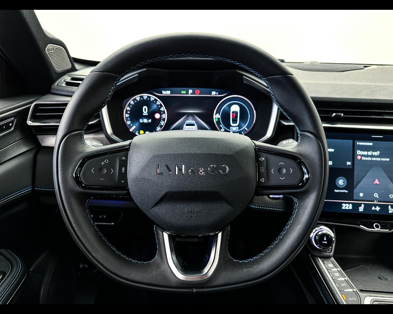 LYNK&CO 01 - 01 PHEV