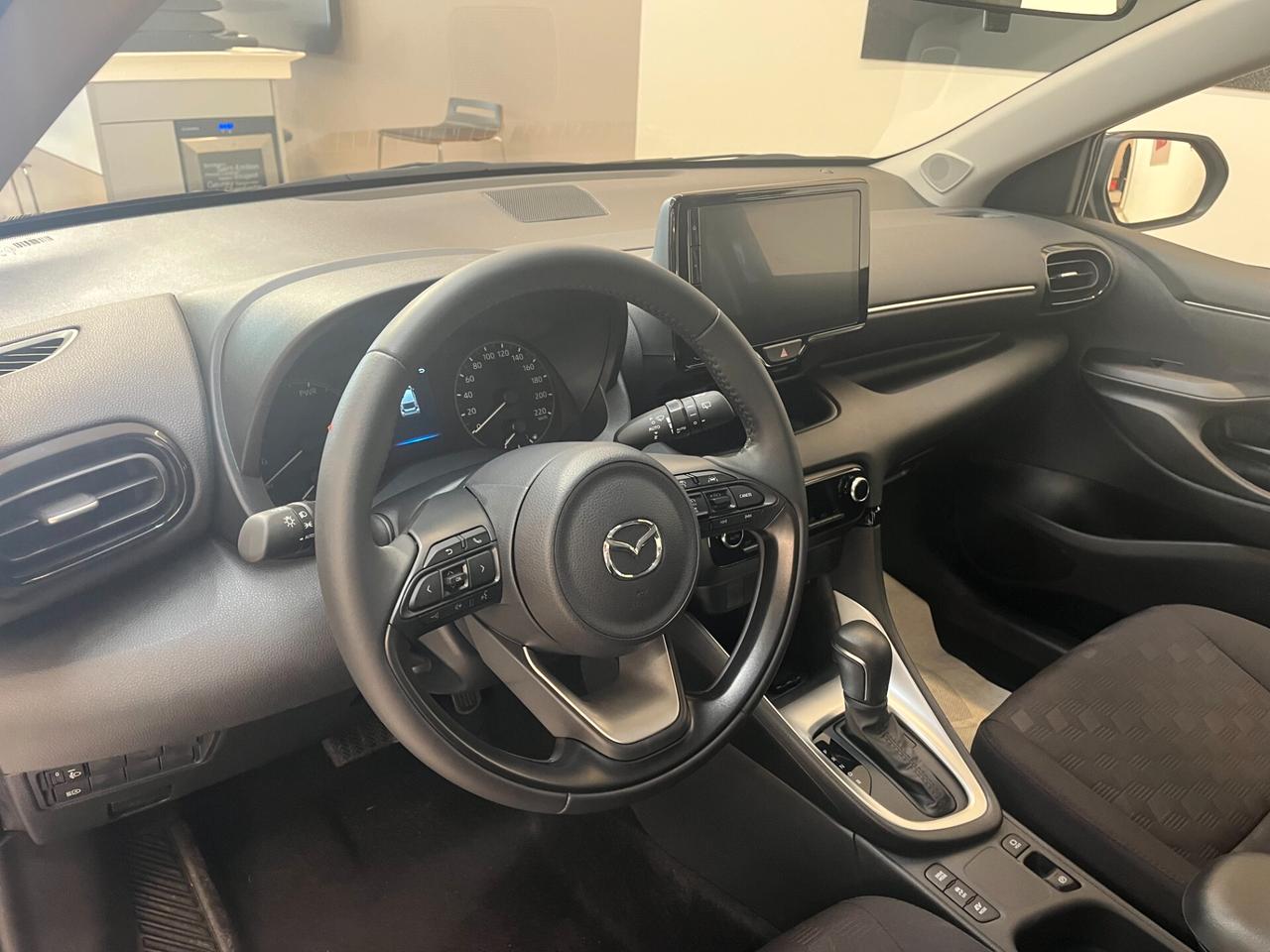 Mazda 2 Full Hybrid Centre Line KM0