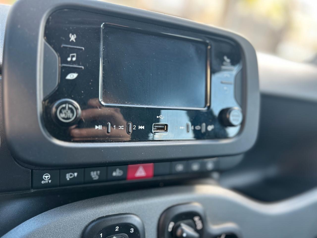 Fiat Panda 1.0 FireFly S&S Hybrid Red