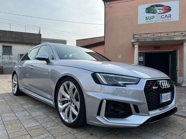 AUDI RS 4 Avant 2.9 TFSI quattro tiptronic