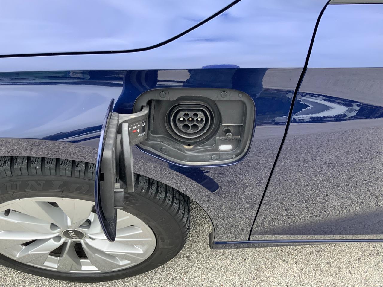 Audi A3 SPB 40 TFSI e S tronic Business Advanced