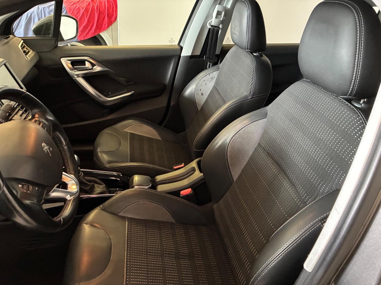 Peugeot 2008 BlueHDi 120 S&S Allure