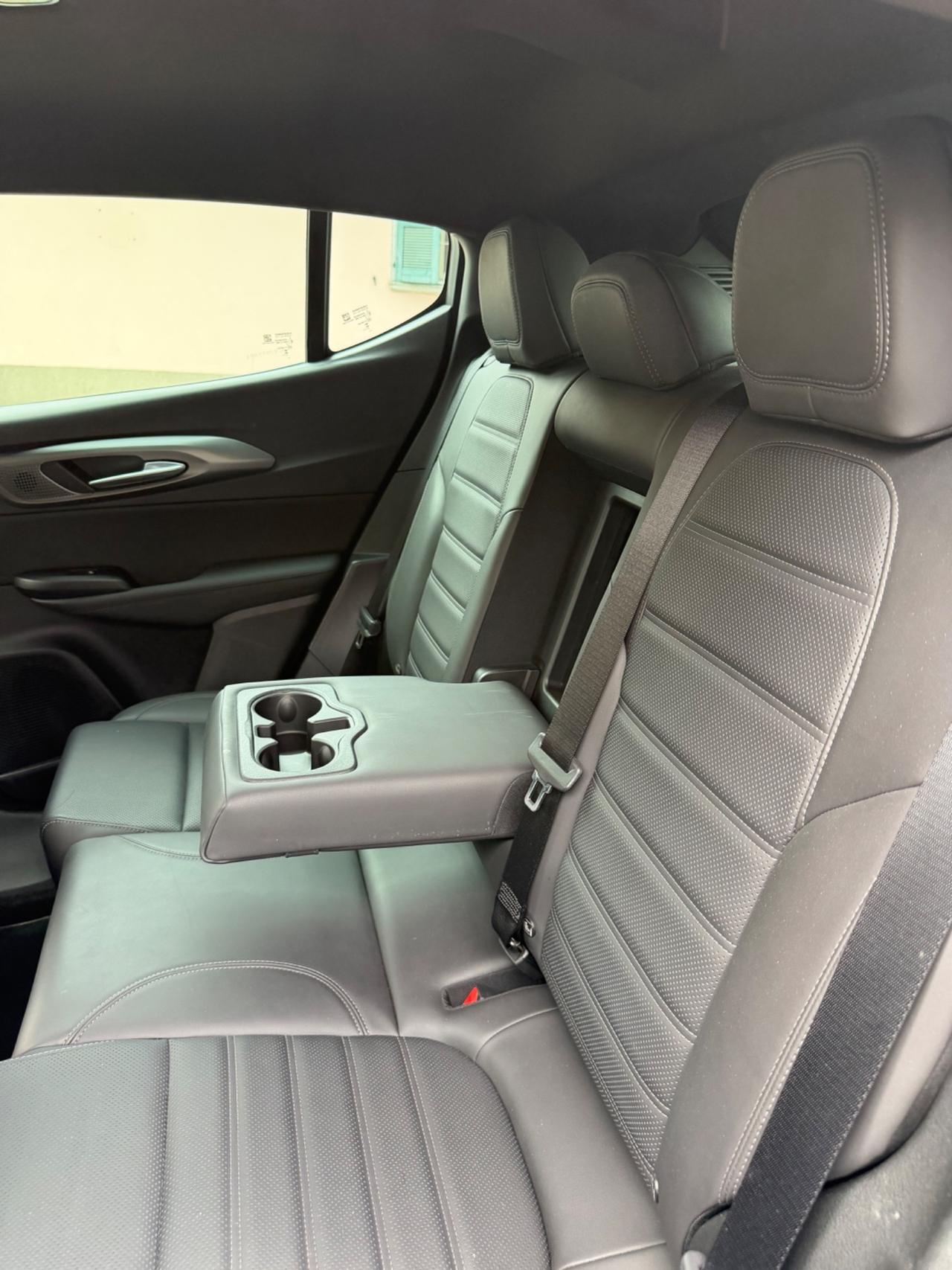 Alfa Romeo TONALE SPECIALE FULLOPT UNICOPR