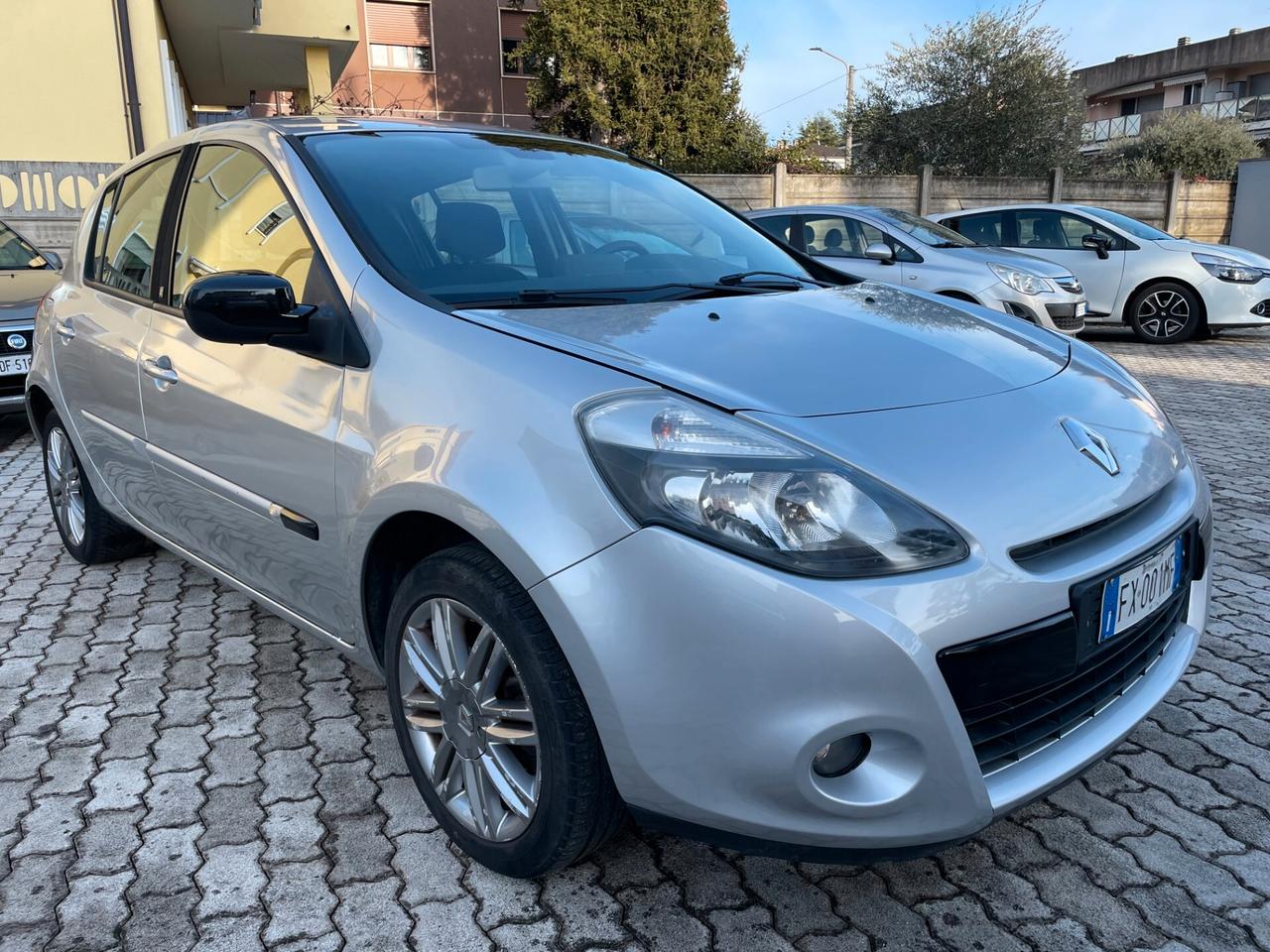 Renault Clio 1.2 16V 5 porte 20TH FULL OPTIONAL NAVI CLIMA AUTO