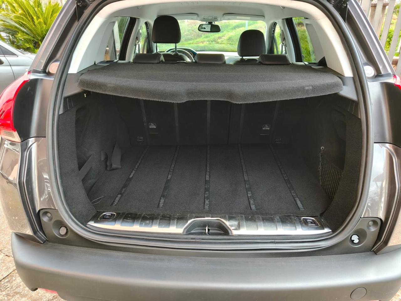 Peugeot 2008 1.6 HDI – Allure - 2014