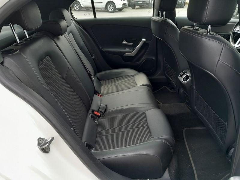 Mercedes-Benz Classe A A 180 d Automatic IVA ESPOSTA PREZZO PROMO CON FINANZIAMENTO