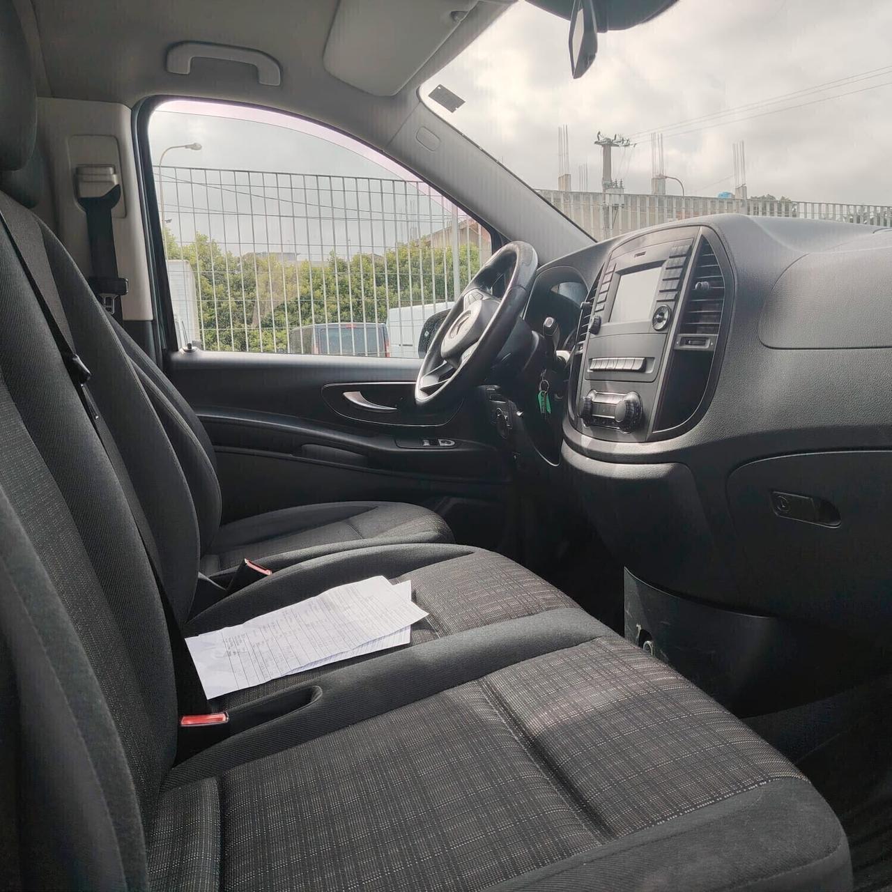 Mercedes-benz Vito 2.2 114 CDI PC Mixto Compact