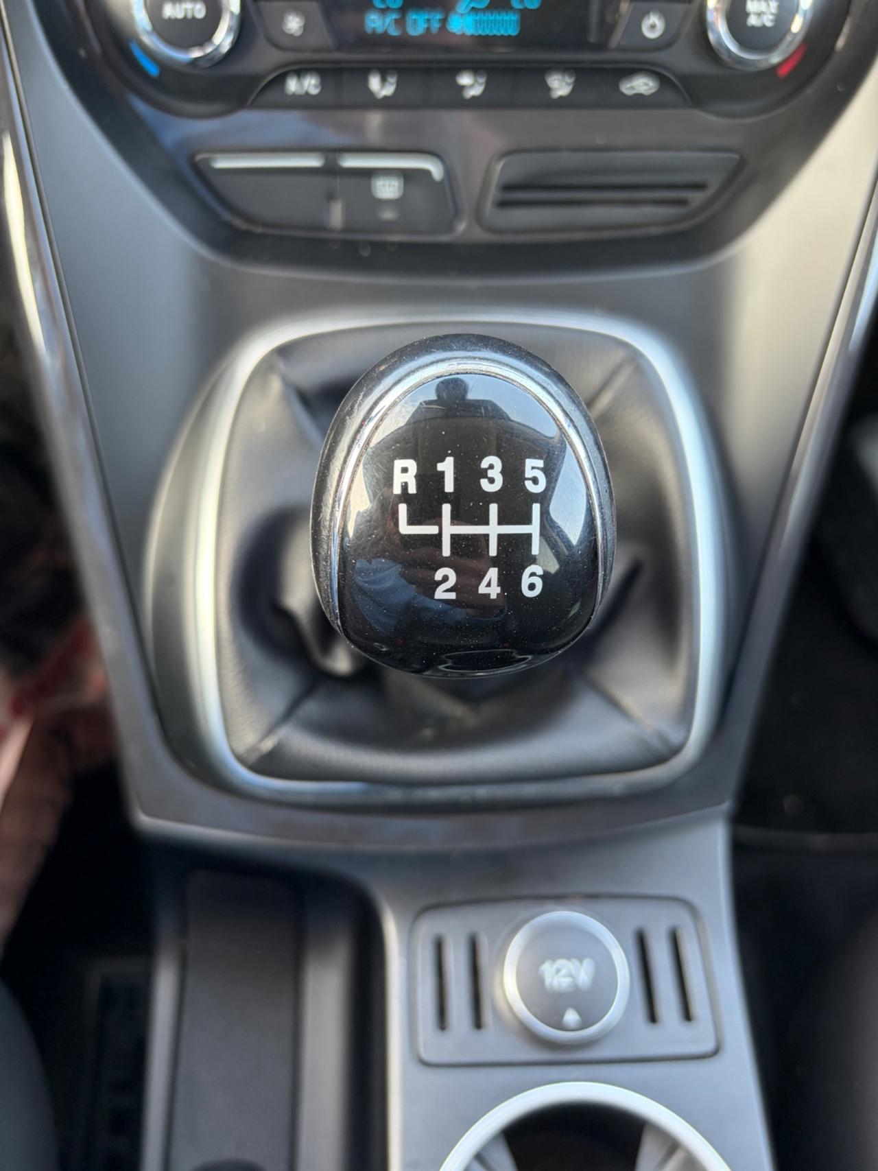 Ford Kuga 2.0 TDCI 115 CV 2WD Titanium