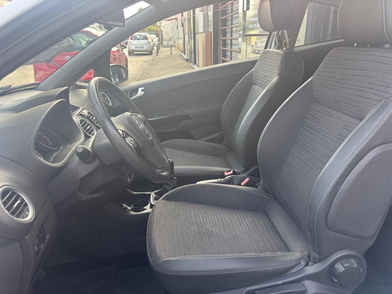 Opel Corsa 1.2 85CV 3 porte GPL-TECH b-color