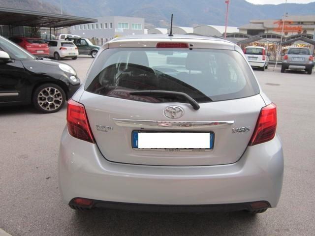 Toyota Yaris 1.0 5 porte Lounge NEOPATENTATI UNICO PROPRIETARIO
