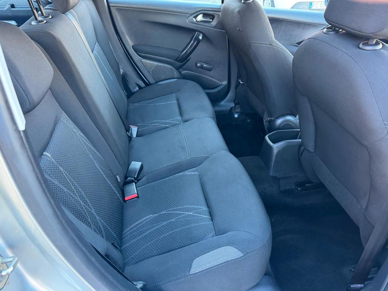 Peugeot 208 1.2 VTi 82 CV 5 porte Active*EURO5*NEOPATENTATI