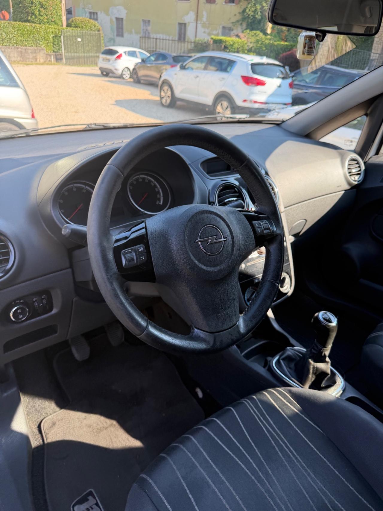 Opel CORSA 1.2 5P COSMO KMCERT NEOPAT UNICOPR