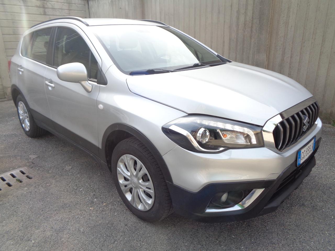 Suzuki S-Cross 1.4 Hybrid Easy motore nuovo