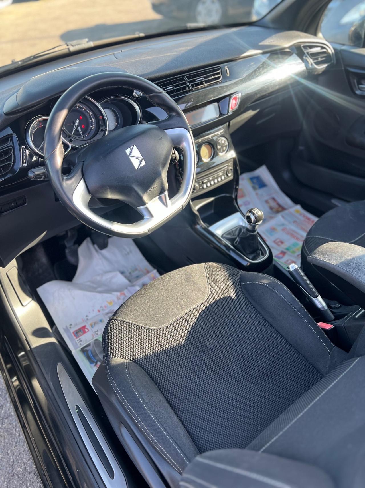 Ds DS3 3 1.2 VTi 82 So Chic Cabrio