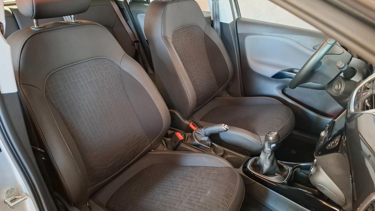 Opel Corsa 1.4 90CV 5 porte Cosmo