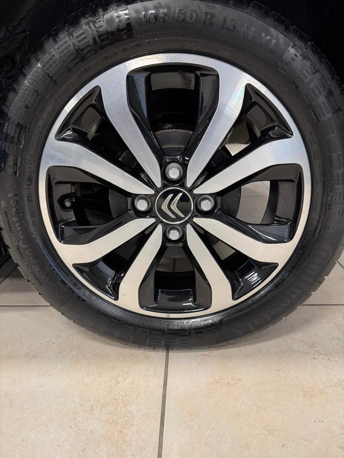 Citroen C1 Airscape VTi 72 ETG 5 porte Urban Ride