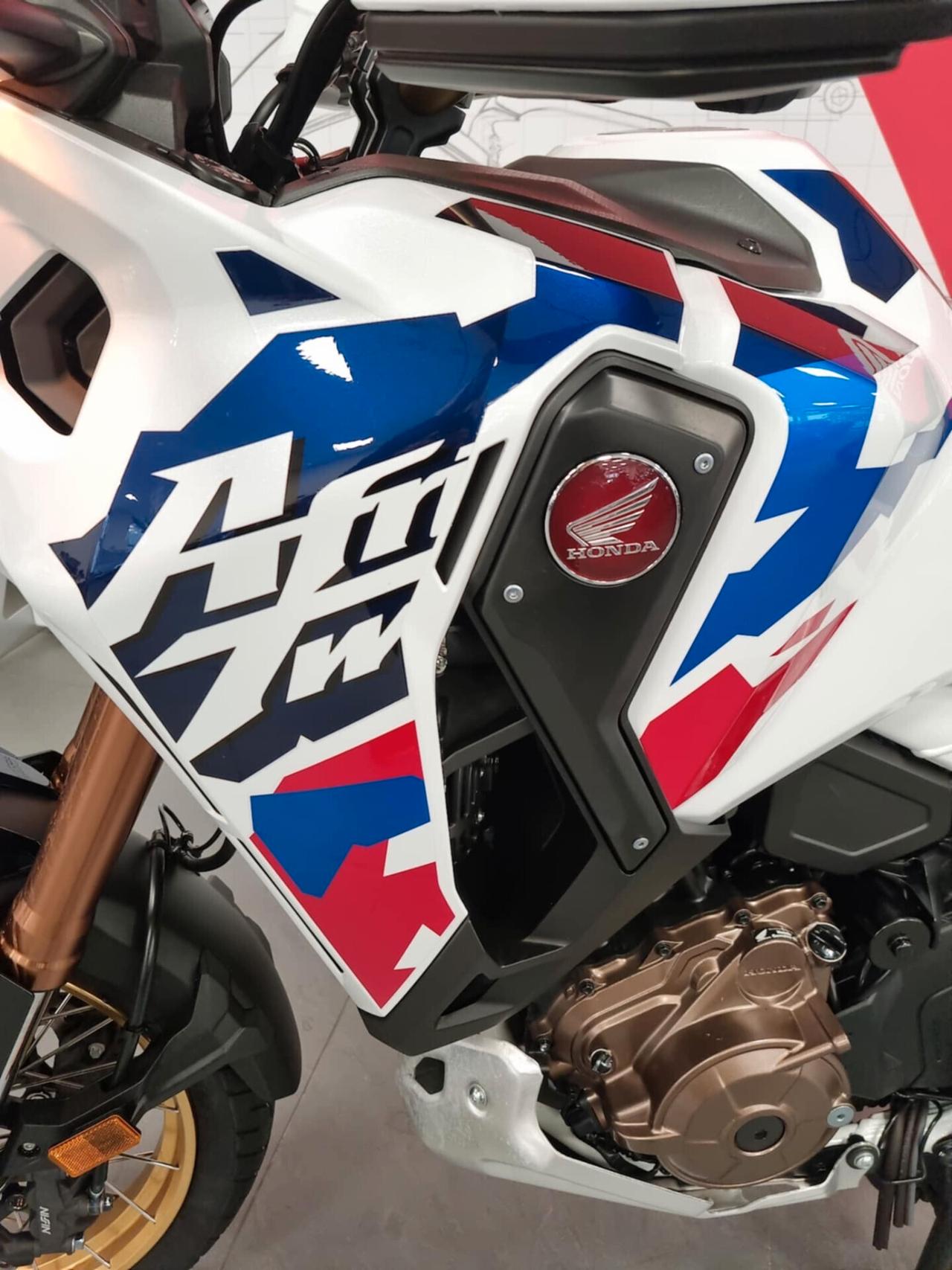 Honda CRF 1100 ADV SPORT DCT- 2024 - 7565 KM