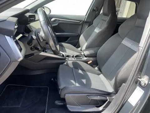 Audi A3 Sedan 35 TDI S tronic line edition