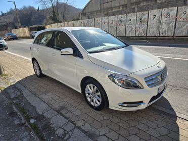 Mercedes-benz B 180 Premium LED CAMERA