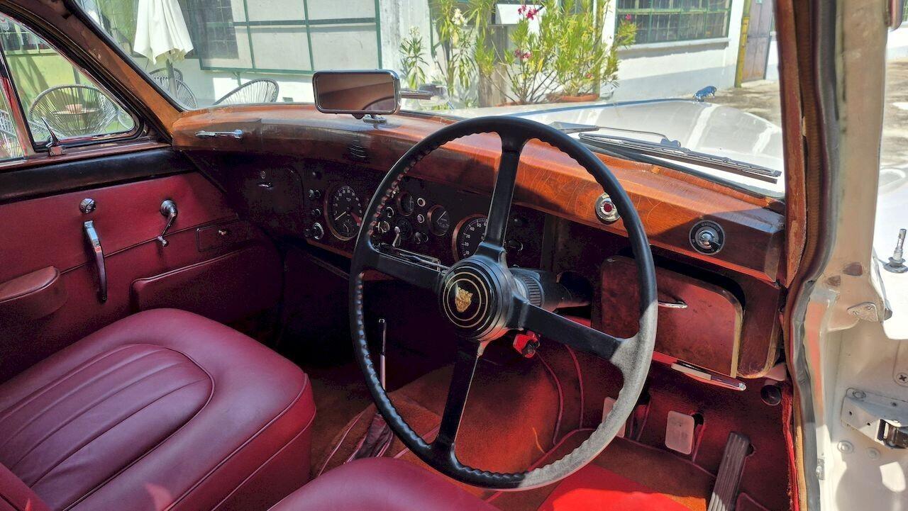 Jaguar Mark IX Saloon MK 9 – 1960 - SUMMER PRICE