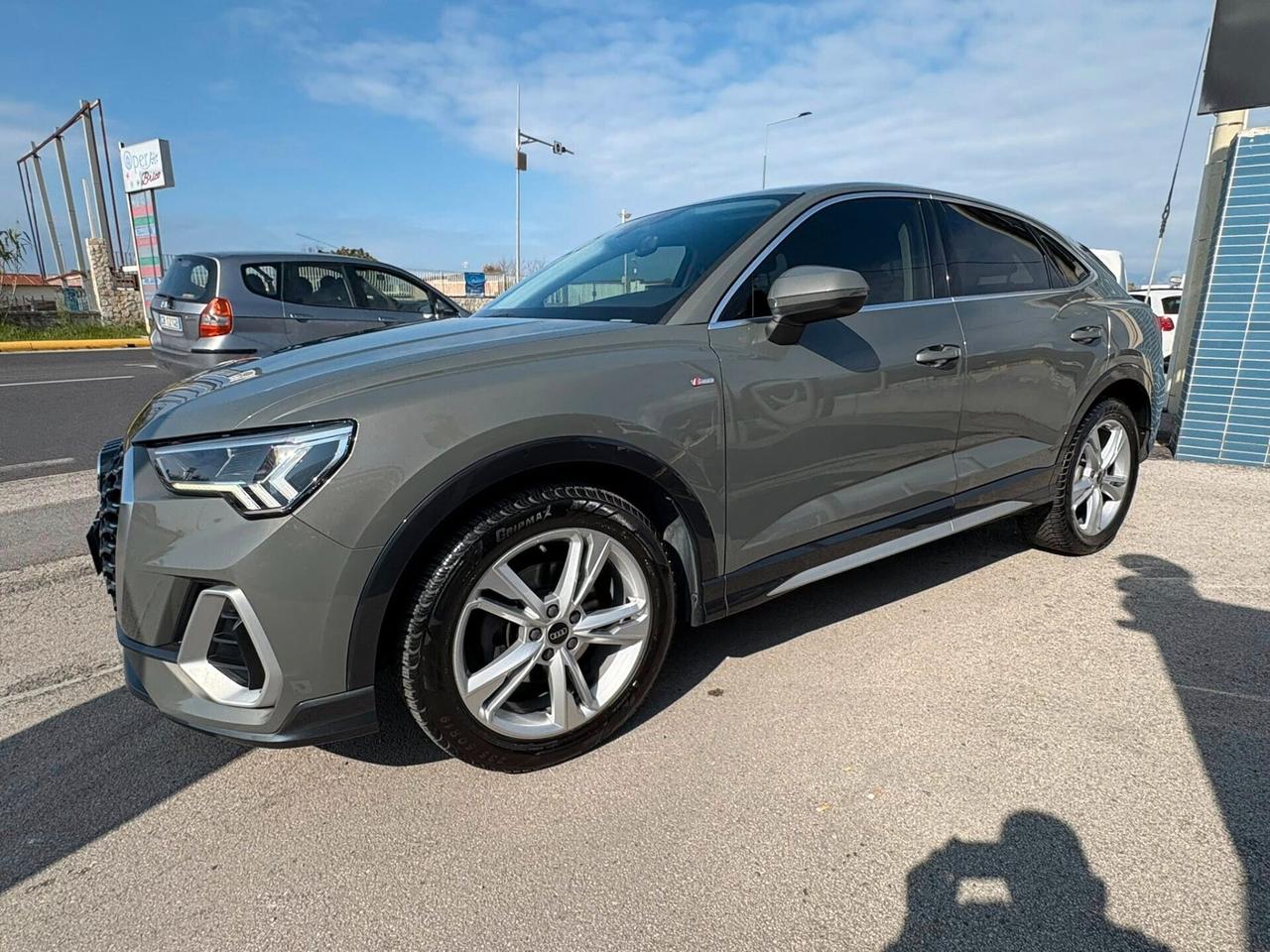 Audi Q3 sportback 150cv S-Line uniprò