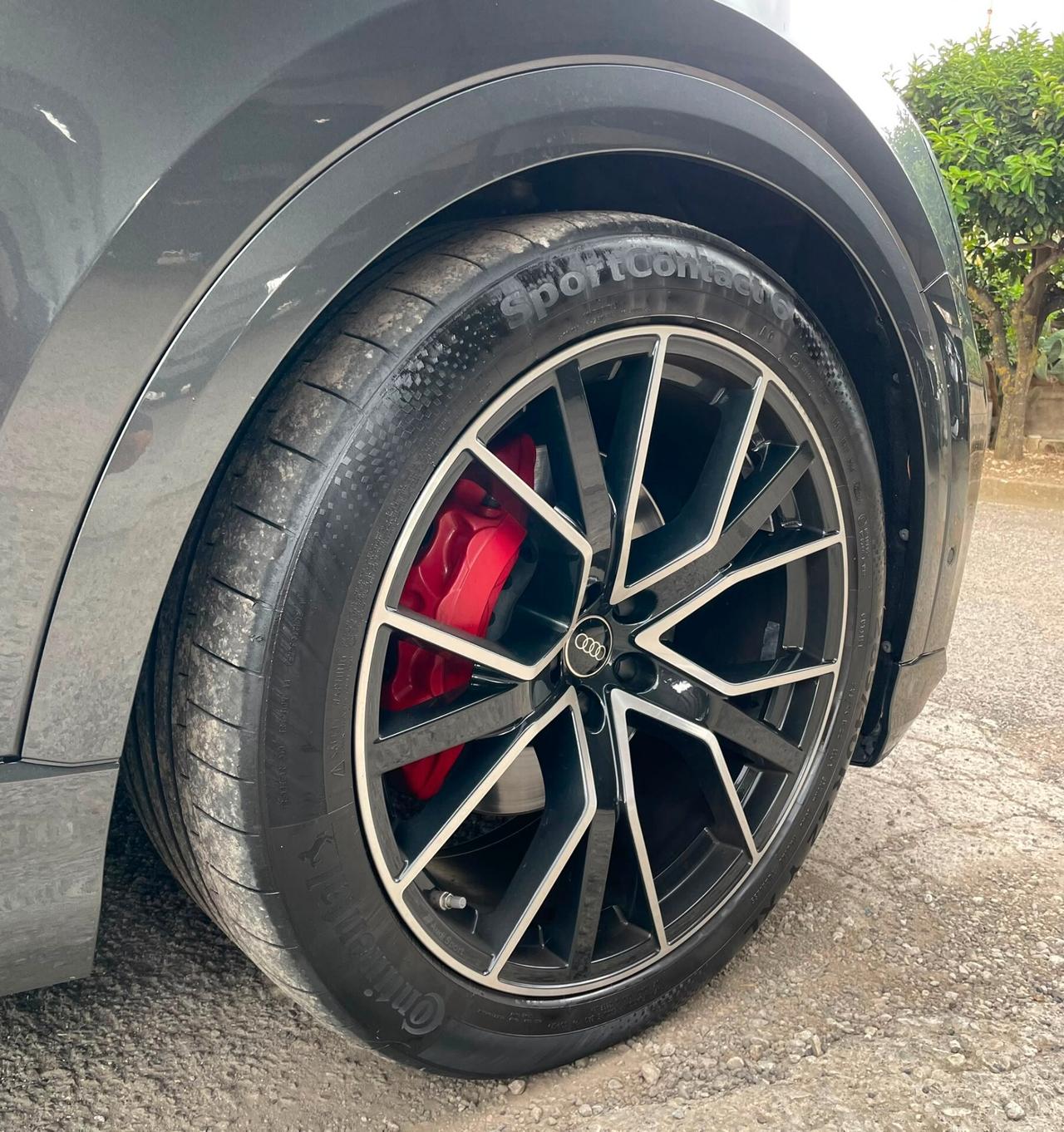 Audi Q8 50 TDI 286 CV quattro S line edition 2024