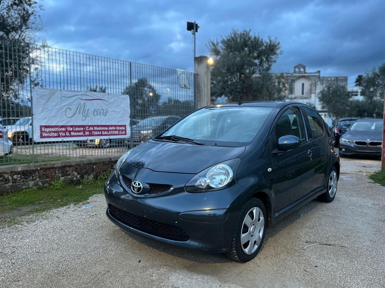 Toyota Aygo 1.0 5 porte-2008
