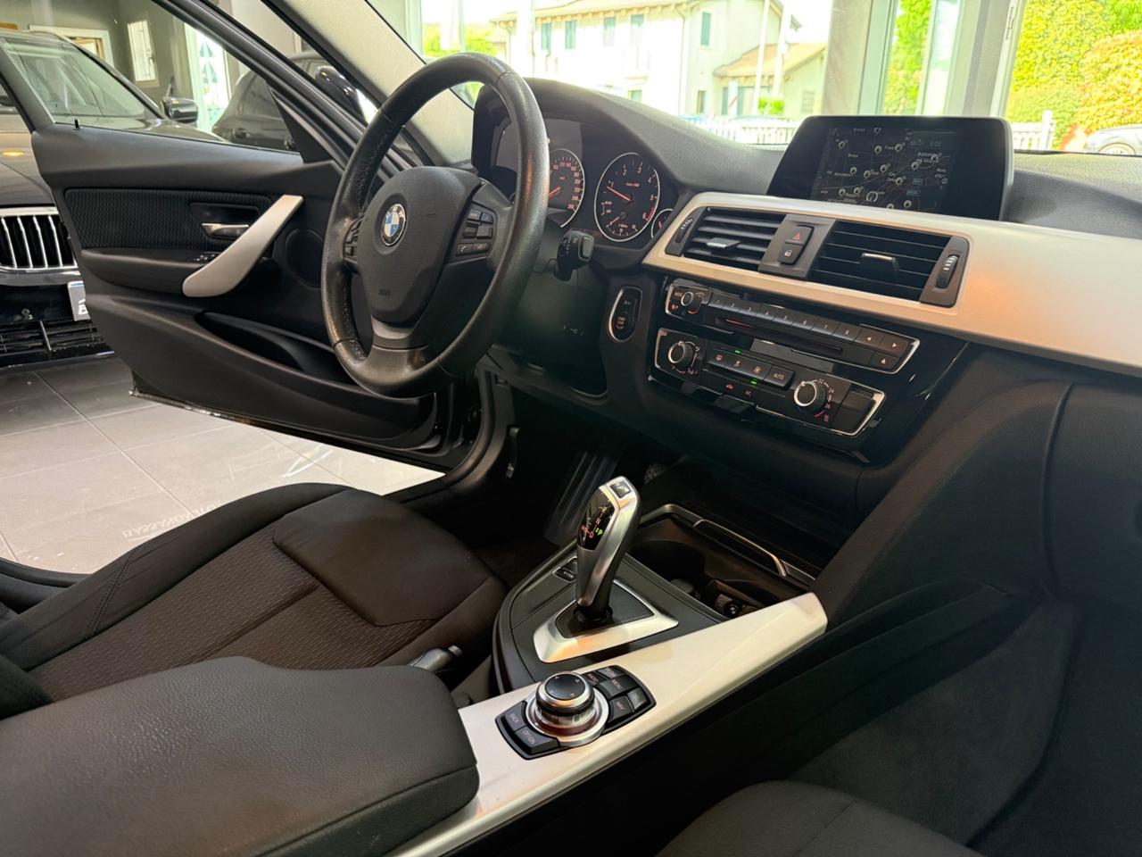 Bmw 318 Touring Business auto 99.000KM!!