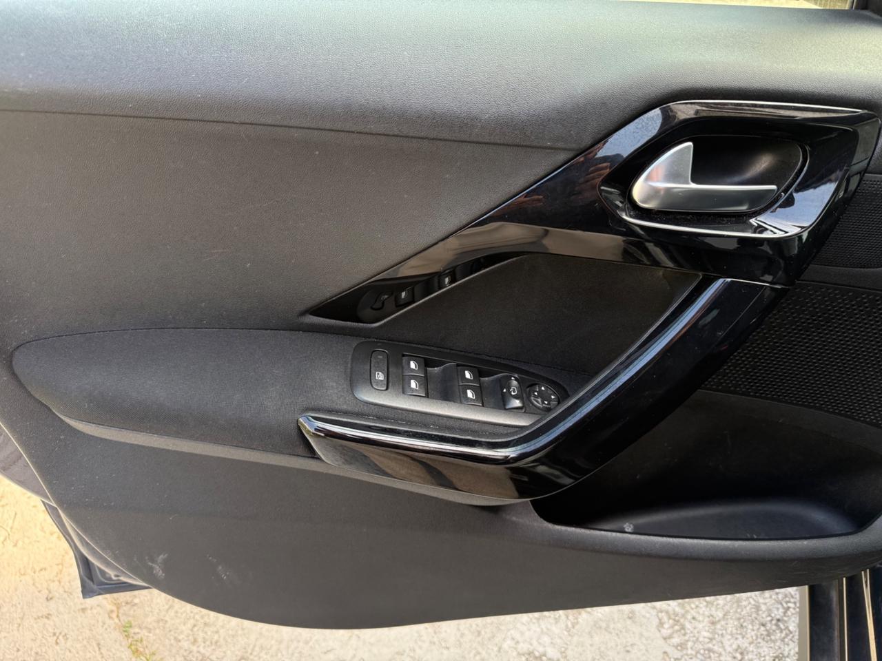 Peugeot 2008 1.2 Benzina Unico prop. 2019 FULL OPT