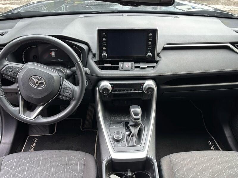Toyota RAV4 RAV4 2.5 HV (222CV) E-CVT Active con pacchetto Dynamic 4WD