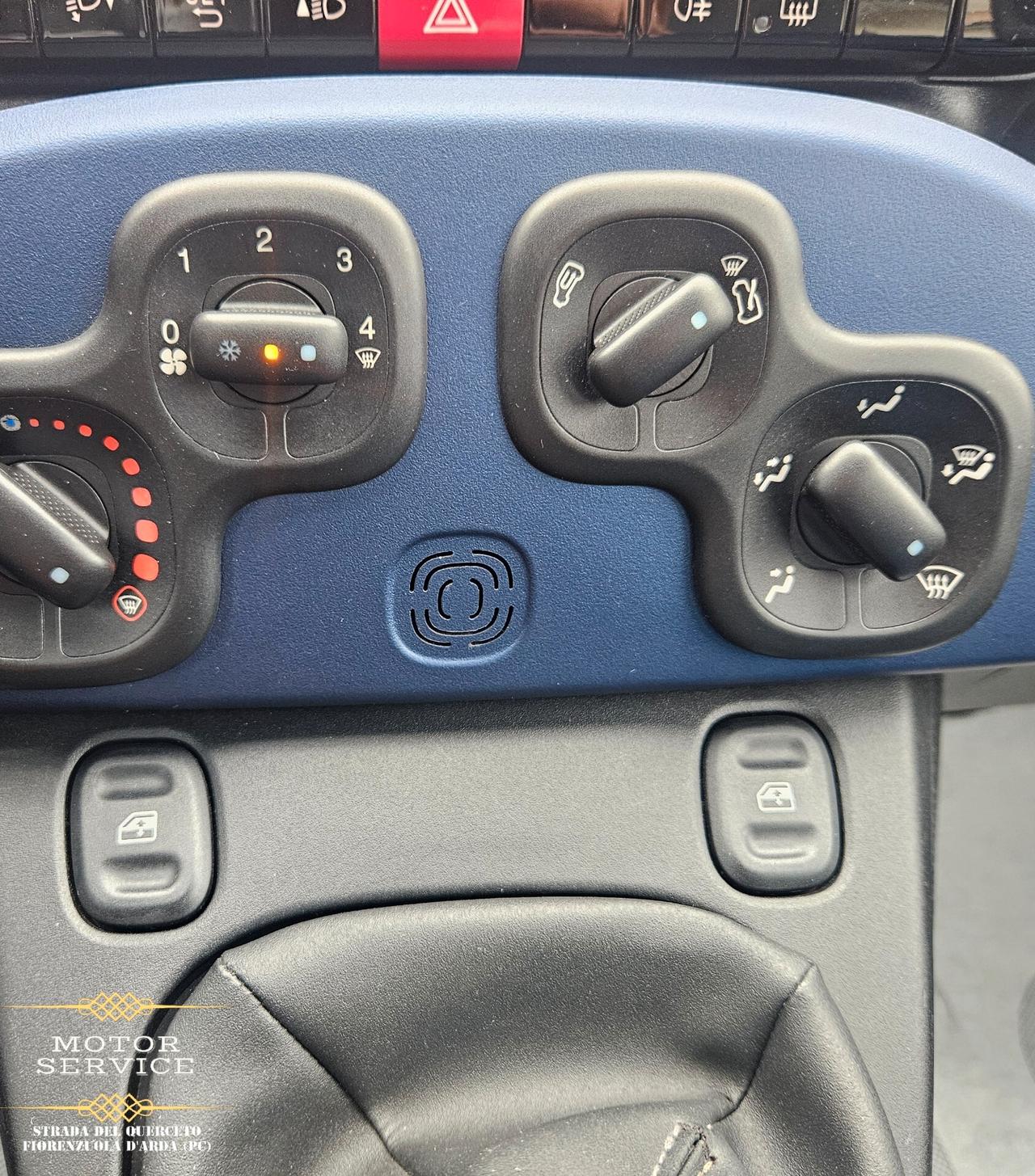 Fiat Panda 1.2 Lounge 69000km DOCUMENTATI UNIPRO GARANTITA