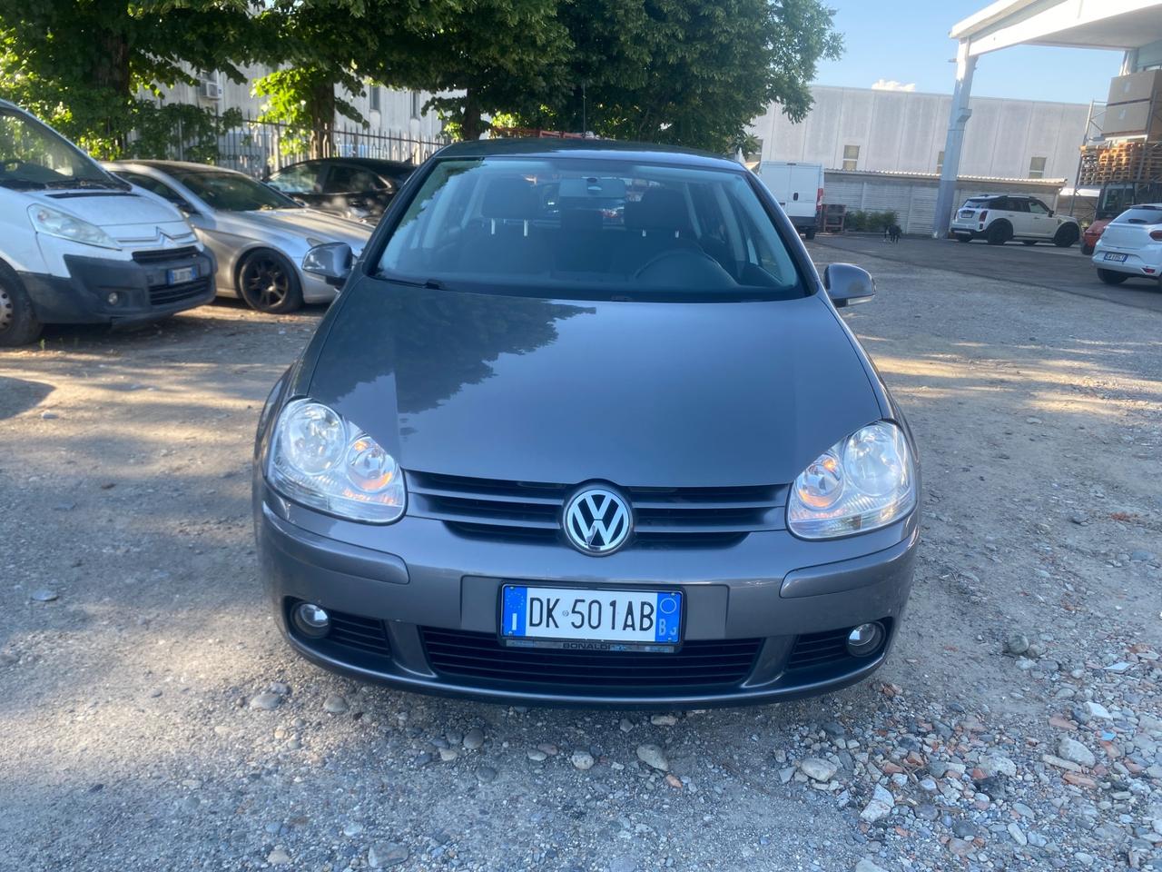 Volkswagen Golf 1.6 16V FSI 5p. Comfortline