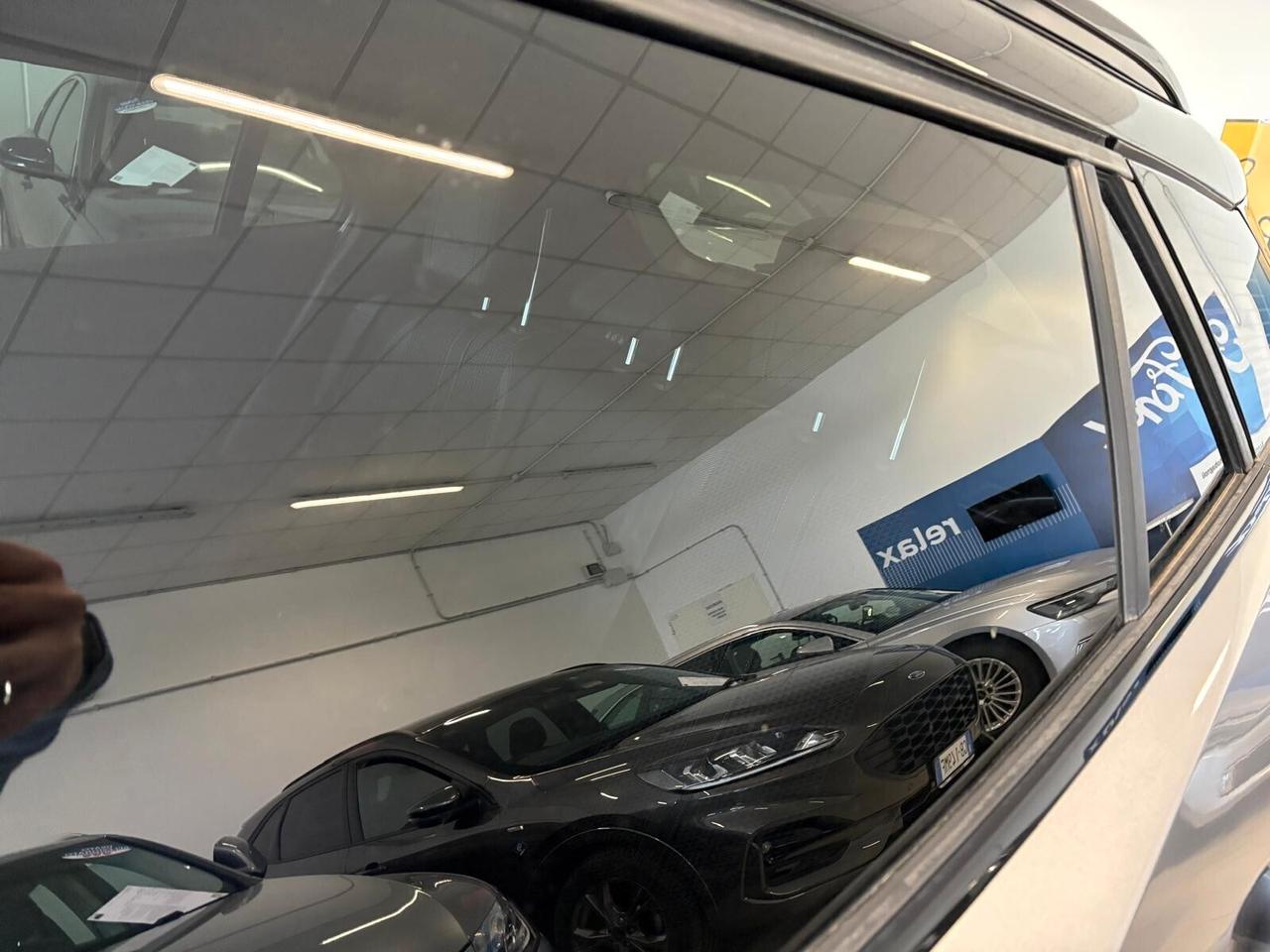 Peugeot 2008 GT motore elettrico 136 CV SPOTICAR