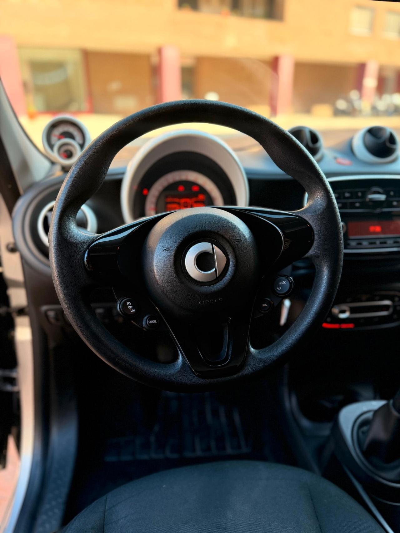 Smart ForFour 70 1.0 Youngster