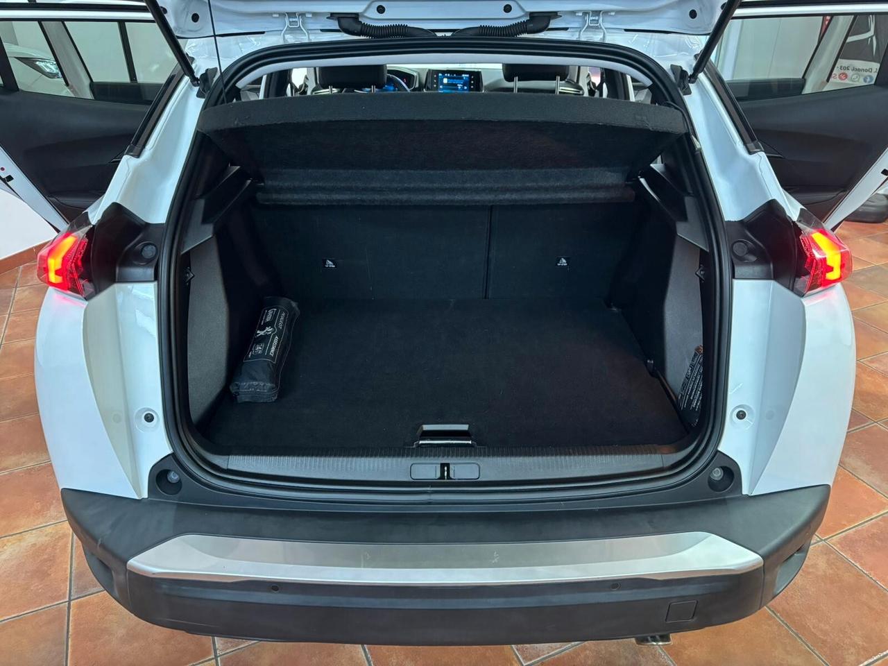 PEUGEOT 2008 2021 1.5 DIESEL ALLURE PACK