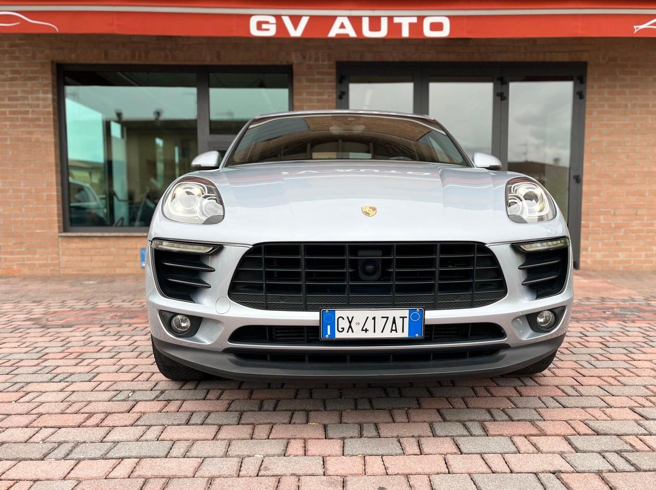 Porsche Macan 2.0 252 CV