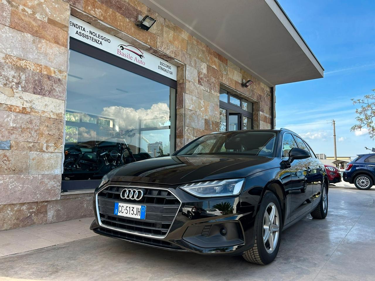 Audi A4 Avant 30 2.0 tdi mhev Business 136cv s-tronic