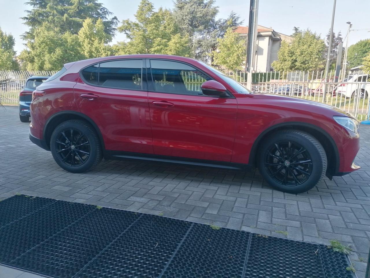 Alfa Romeo Stelvio 2.2 t Business rwd 160cv