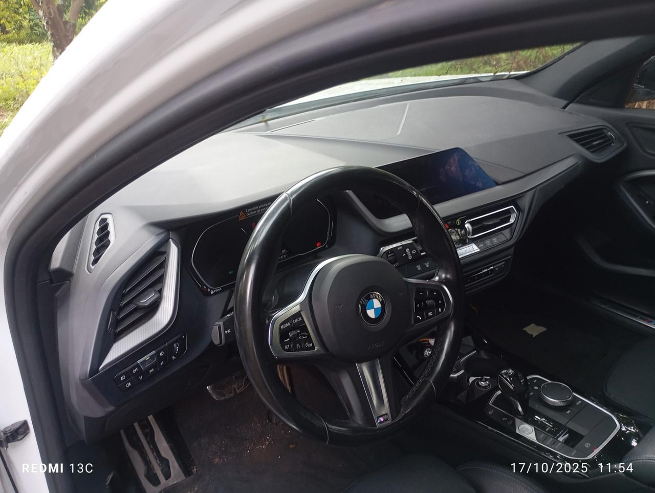 Bmw 118 118d 5p. Msport