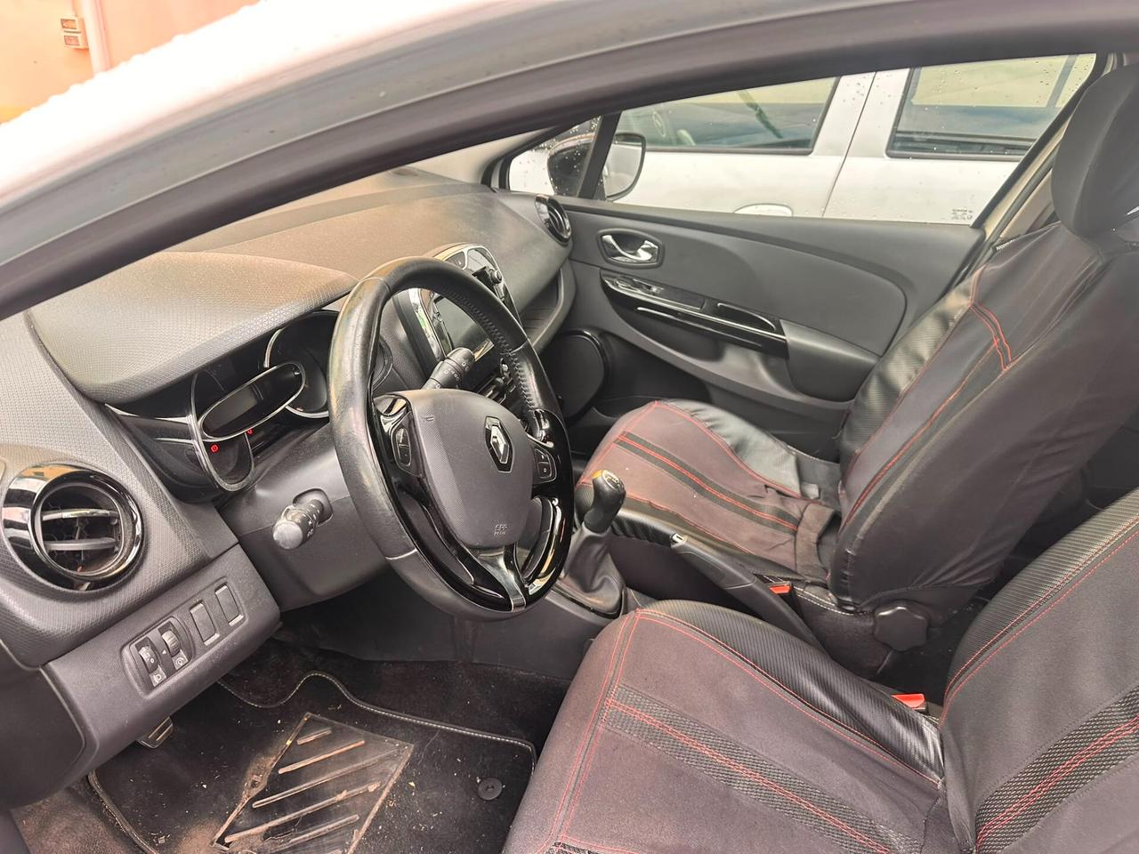 Renault Clio Sporter 1.5 dCi 8V 75CV Live