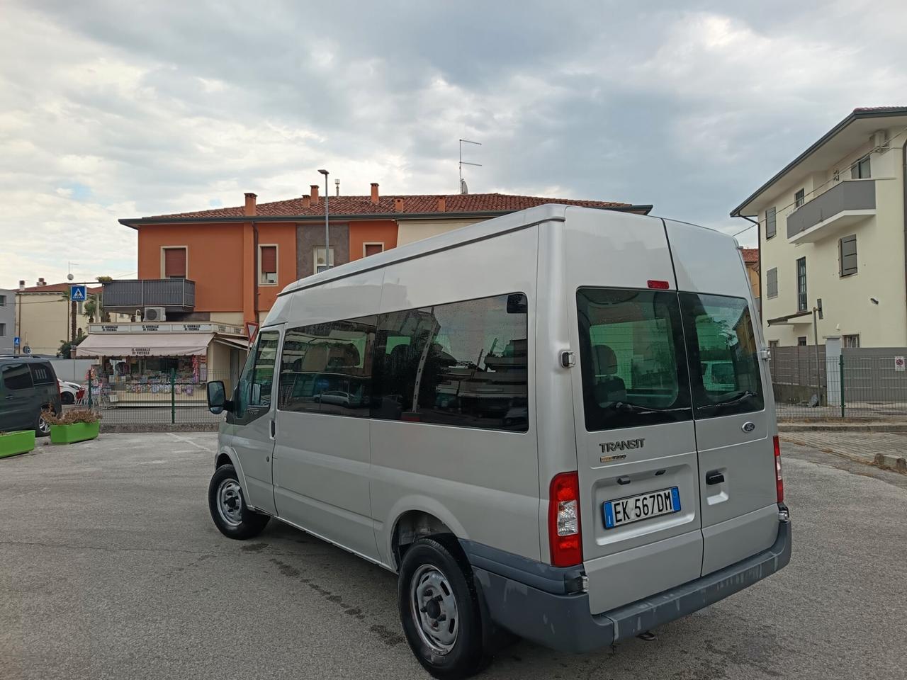 Ford Transit/Tourneo/Bus Transit 9 posti