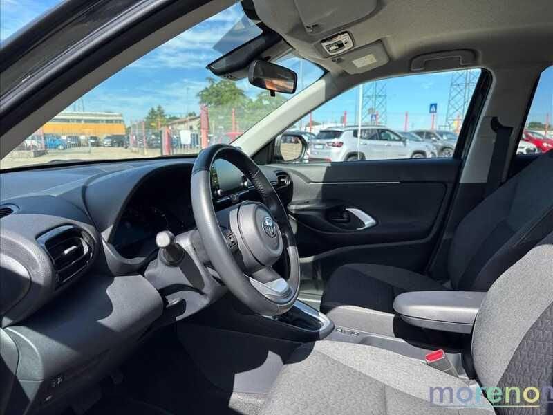 Toyota Yaris Cross 1.5h Business fwd 116 CV e-cvt