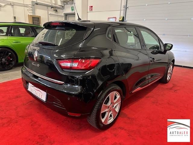 RENAULT - Clio 5p 1.2 Wave 75cv