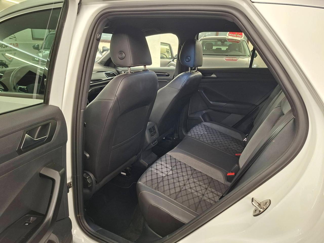 Volkswagen T-Roc 2.0 TDI SCR 150 CV DSG R-Line