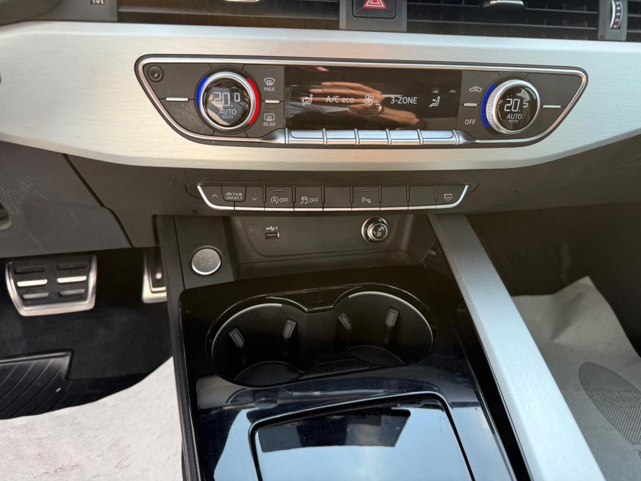 Audi A4 Avant 40 TDI 190 CVquattro S tronic line edition