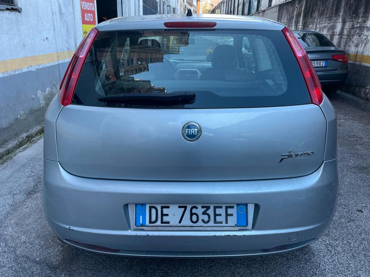 Fiat Grande Punto 1.4 Starjet 16V 3 porte Emotion