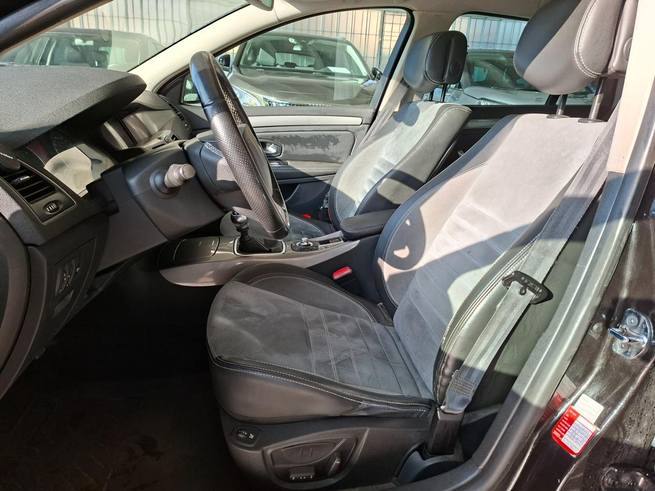 Renault Laguna 2.0 dCi 175CV SporTour 4Control ESM