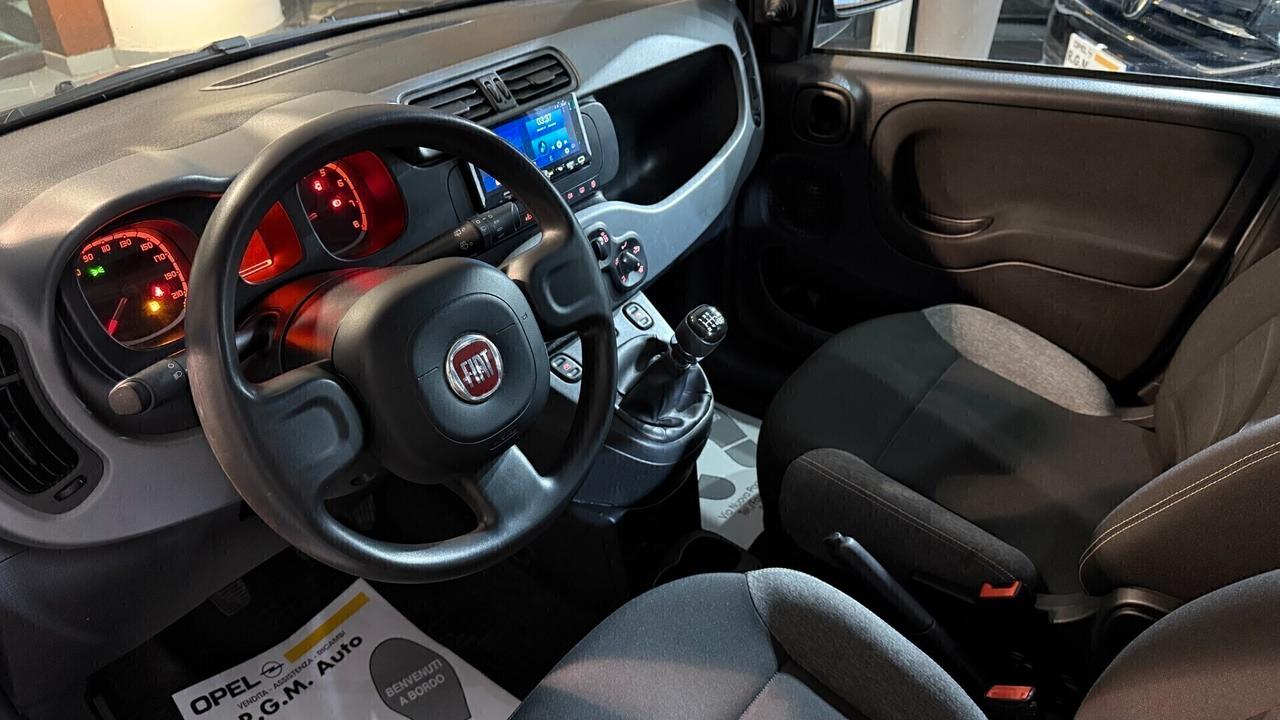Fiat Panda 1.0 FireFly S&S Hybrid City Life TOUCH BLUETHOOT BLOCK SHAFT