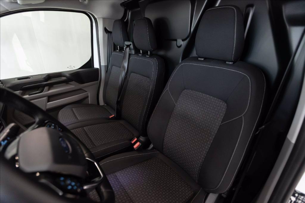 FORD e Transit custom V710 320 64kWh 136cv Trend L1H1 del 2025