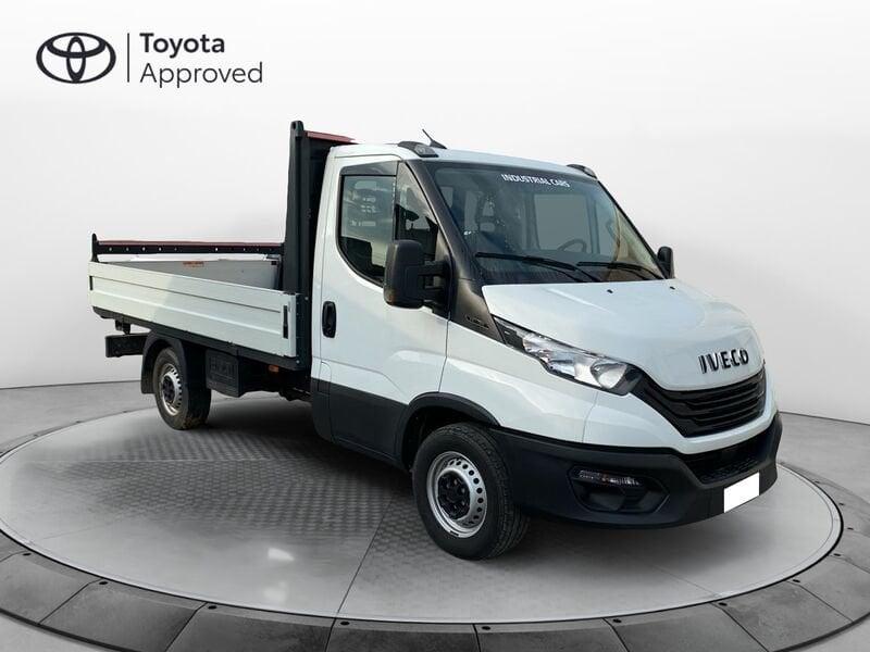 Iveco Daily Daily 35S12 2.3 HPT PC Cabinato
